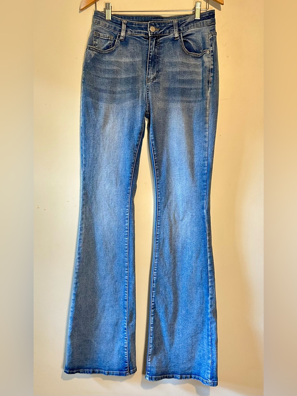 NWOT Women’s size 10 Long High Rise Flare Jeans